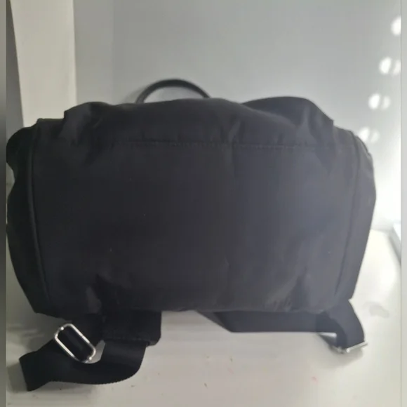 Baggallini Soho Backpack EUC - Picture 5 of 5
